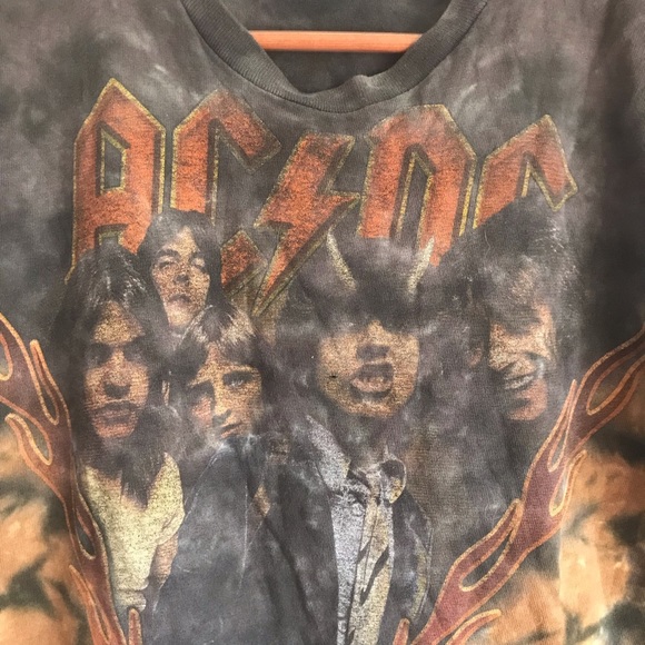 Vintage ACDC band tee - Picture 2 of 6